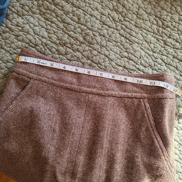 Banana Republic wool tweed skirt - Picture 5 of 5